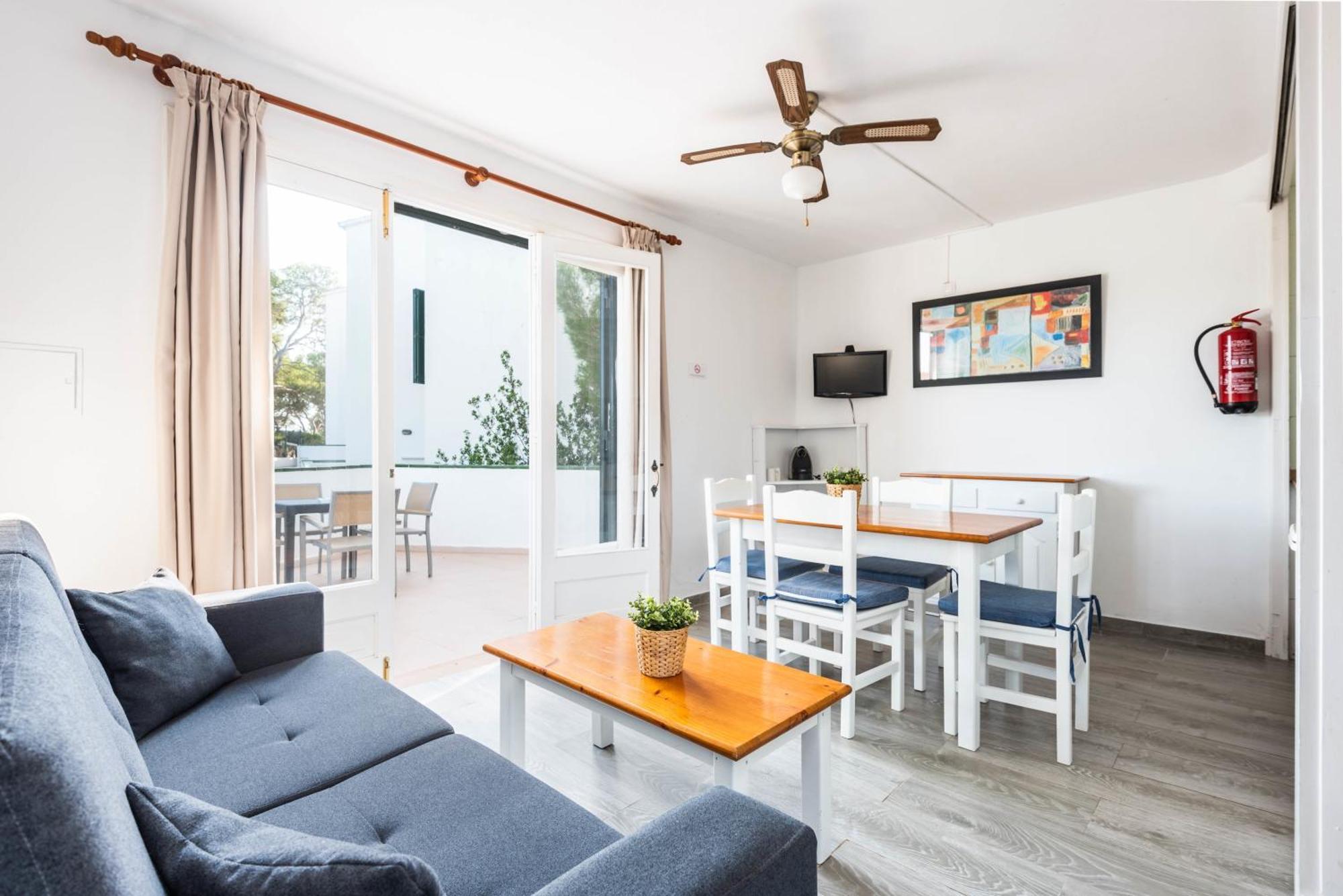 Apartamentos Alta Galdana Cala Galdana  Rum bild